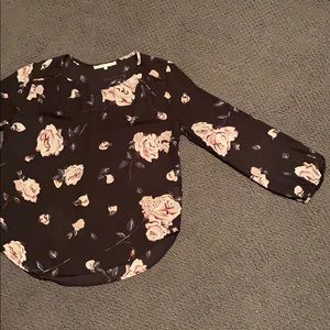 Blouse flowered top